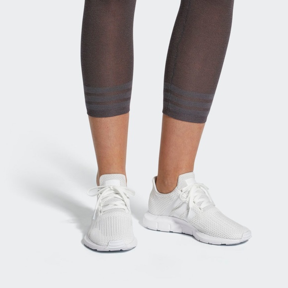 swift run white womens